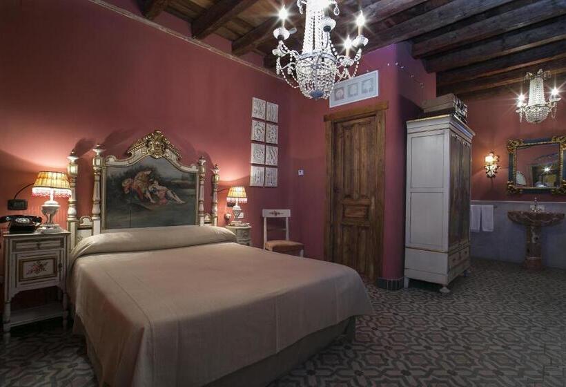 Quarto superior, Boutique Hoces Del Duraton