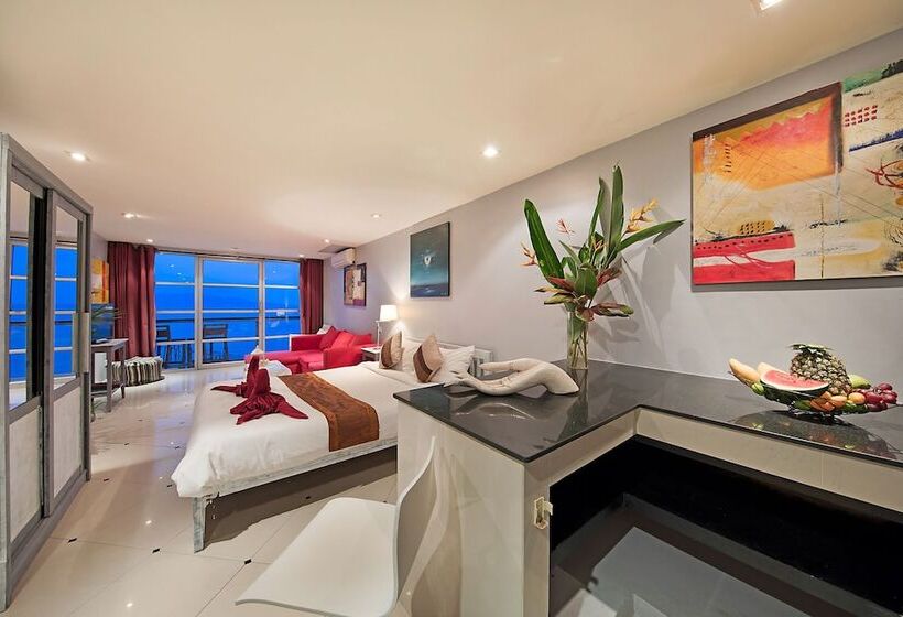 اتاق لوکس با چشمانداز دریا, Enjoy Beach