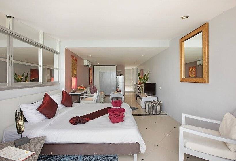 اتاق لوکس با چشمانداز دریا, Enjoy Beach