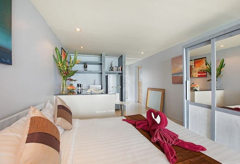 اتاق لوکس با چشمانداز دریا, Enjoy Beach