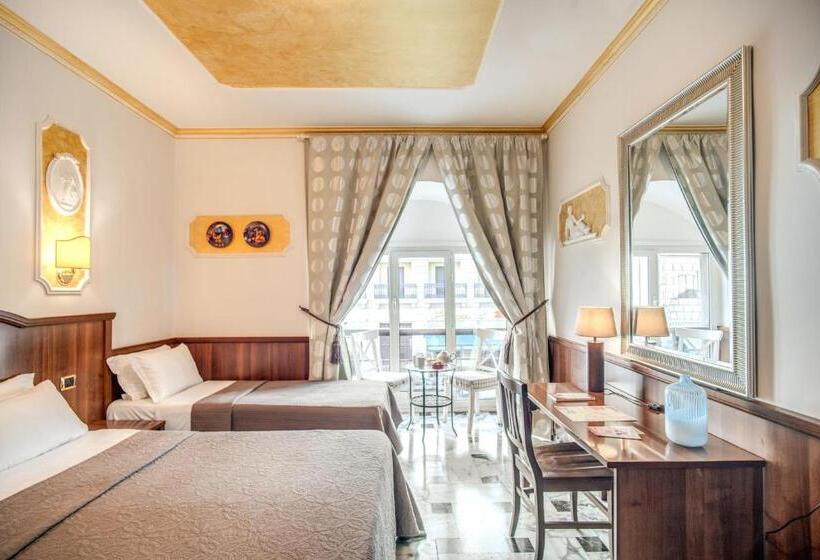 اتاق استاندارد چهار تخته, Nakissa Inn