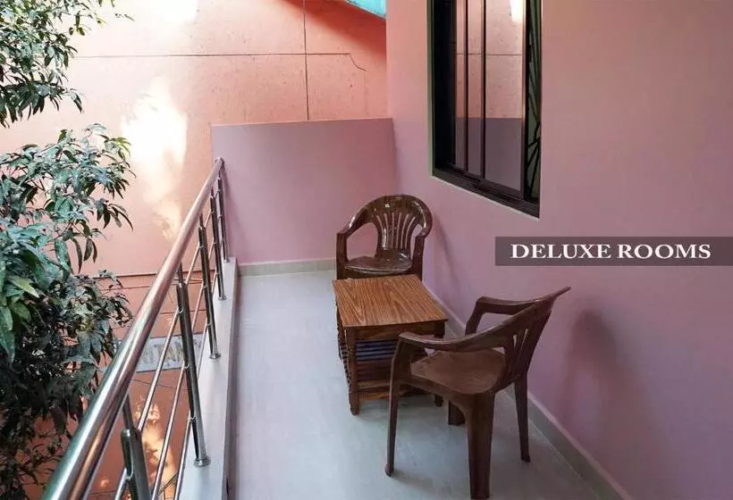 バルコニー付きデラックスルーム, Pritams Cottages Guest House