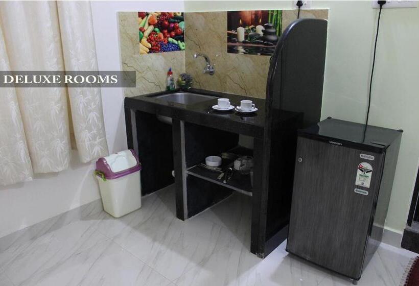 带阳台的豪华间, Pritams Cottages Guest House