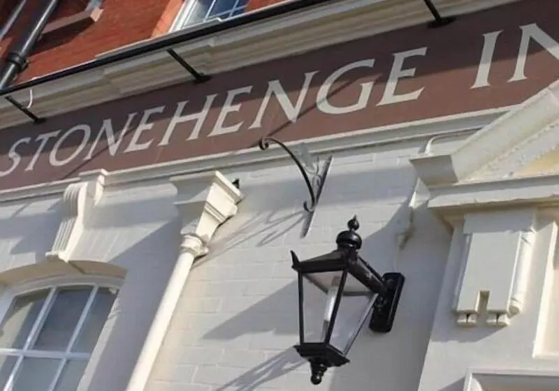Standard Yhden Hengen Huone, Stonehenge Inn & Shepherds Huts