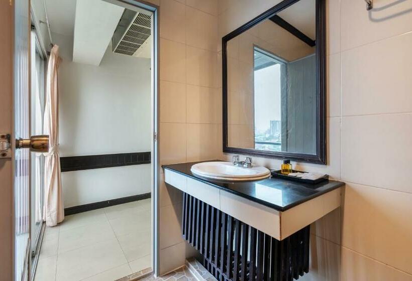 חדר דלוקס, The Legacy