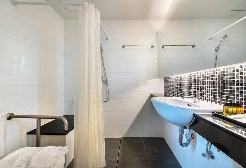 חדר סופריור, The Legacy