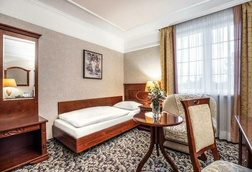 Номер Стандарт Индивидуальный, Windsor W Jachrance