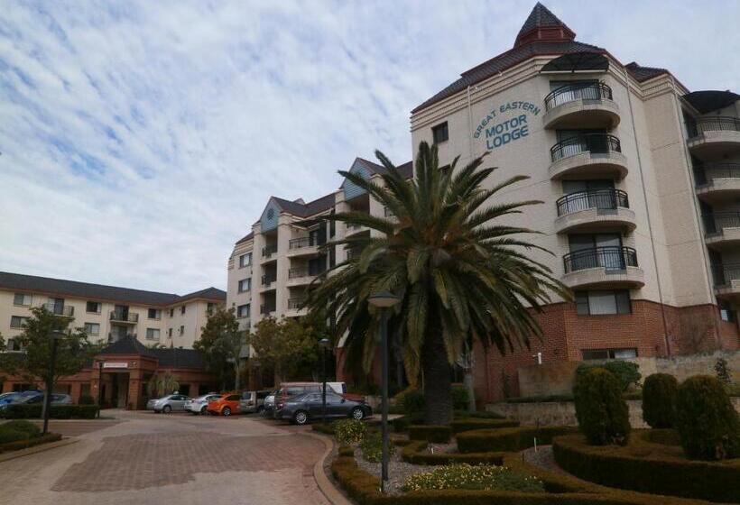 Люкс, Great Eastern Motor Lodge