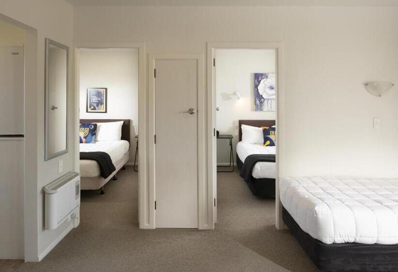 2人卧室家庭公寓, U Studios Masterton