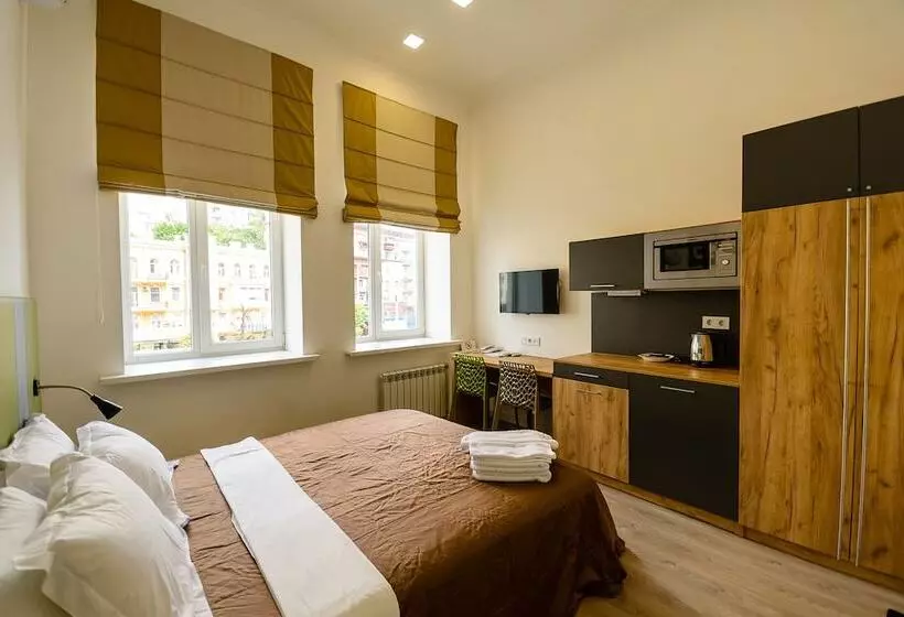 Standard-huone Kaupunkinäkymä, Partner Guest House Baseina