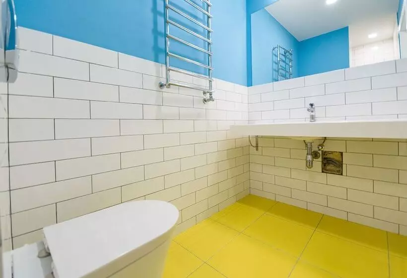 Huoneisto 1 Makuuhuone, Partner Guest House Baseina