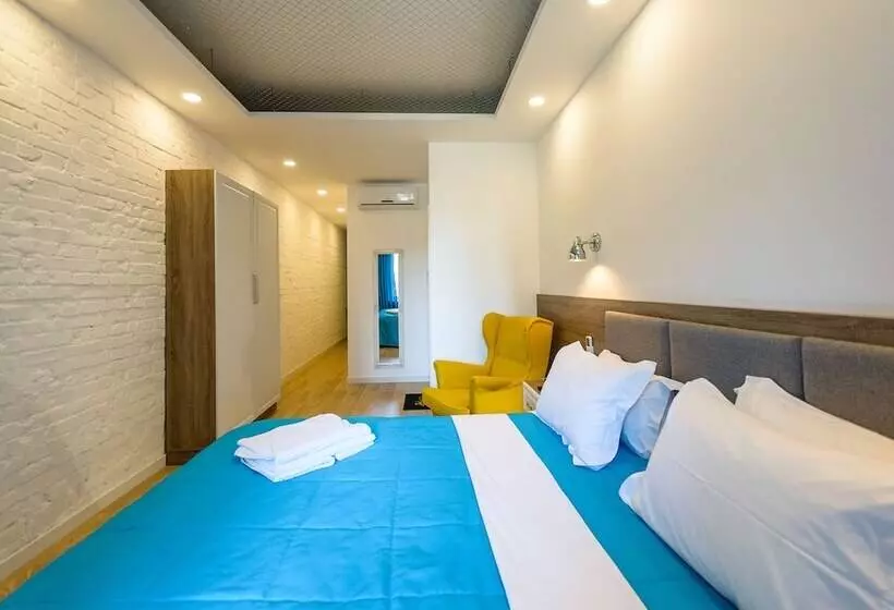 Huoneisto 1 Makuuhuone, Partner Guest House Baseina