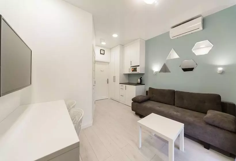 Comfort-huoneisto 1 Makuuhuone, Partner Guest House Baseina