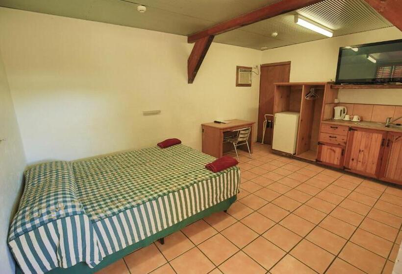 غرفة قياسية, Brisbane Manor