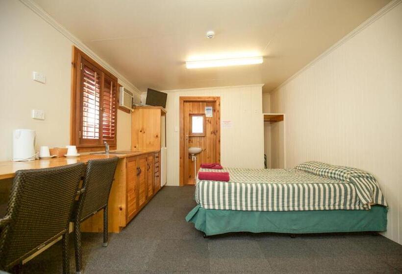 غرفة قياسية, Brisbane Manor