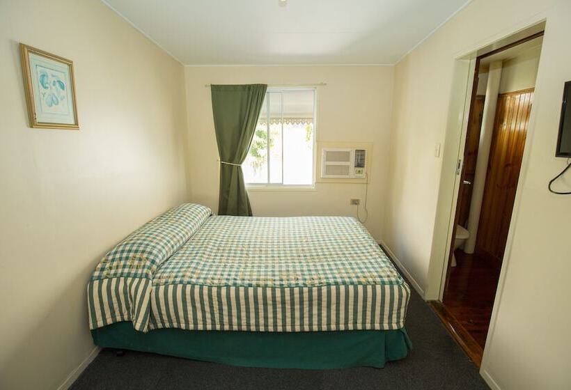 غرفة قياسية, Brisbane Manor