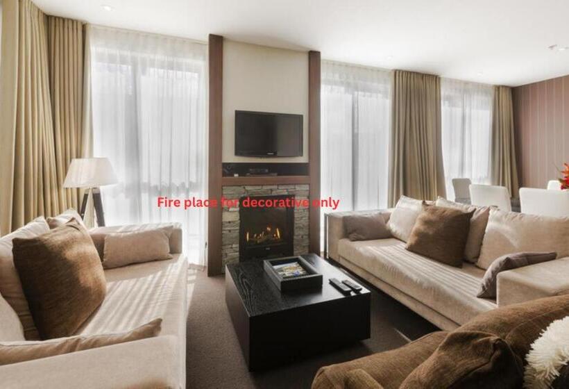 Apartamento 2 Dormitórios, Queenstown Village Apartments