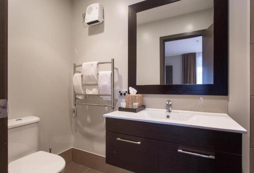 דירת 4 חדרים, Queenstown Village Apartments