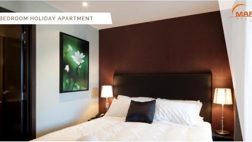 דירת שלושה חדרים, Queenstown Village Apartments
