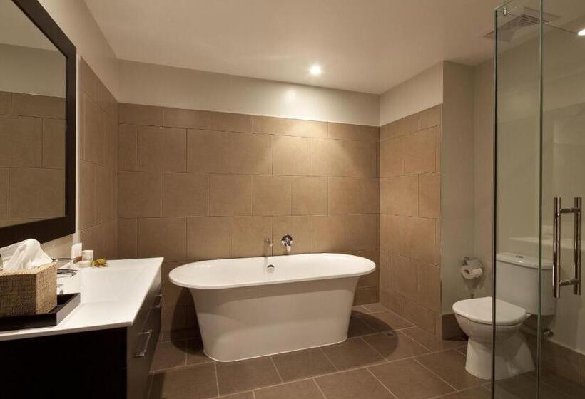 1 Bedroom Penthouse Apartment, Queenstown Village Apartments