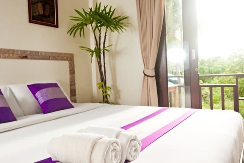 Standardrum, Shanti Boutique