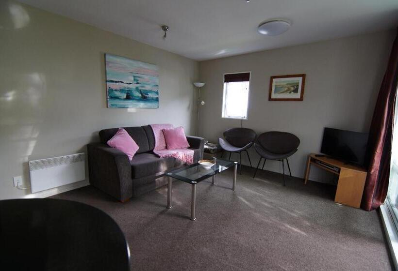 آپارتمان 1 خوابه, Sumner Bay Motel