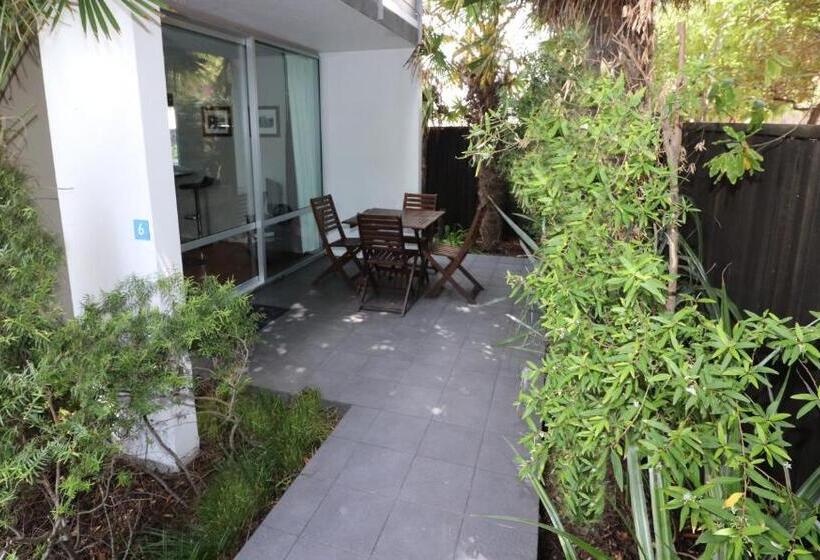 آپارتمان 2 خوابه, Sumner Bay Motel