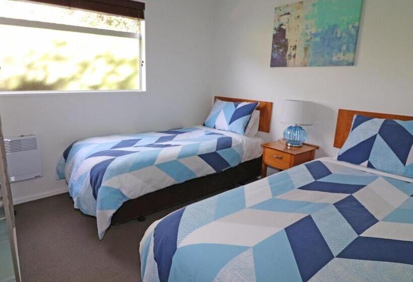 آپارتمان 2 خوابه, Sumner Bay Motel