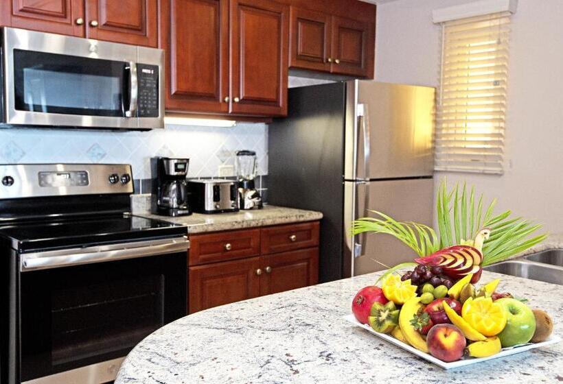 2 Bedrooms Suite Sea View, The Villas At Simpson Bay Resort