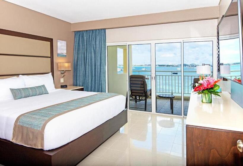 سوییت با چشمانداز دریا, The Villas At Simpson Bay Resort