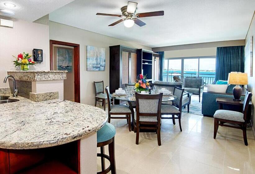 سوییت با چشمانداز دریا, The Villas At Simpson Bay Resort