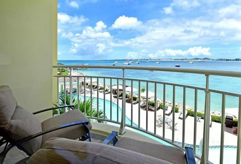 سوییت جونیور با چشم‌انداز دریا, The Villas At Simpson Bay Resort