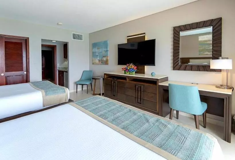 سوییت جونیور با چشم‌انداز دریا, The Villas At Simpson Bay Resort