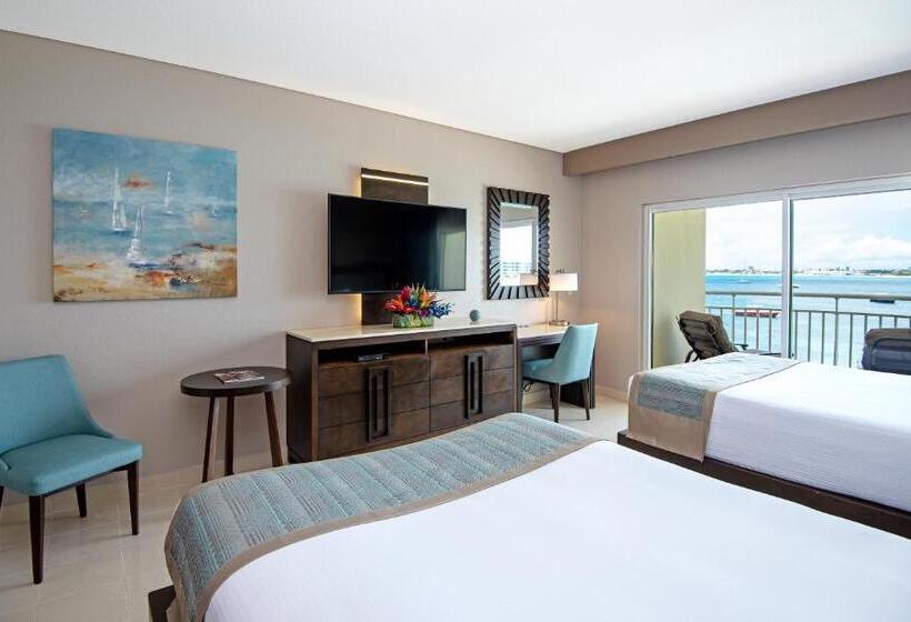 سوییت جونیور با چشم‌انداز دریا, The Villas At Simpson Bay Resort