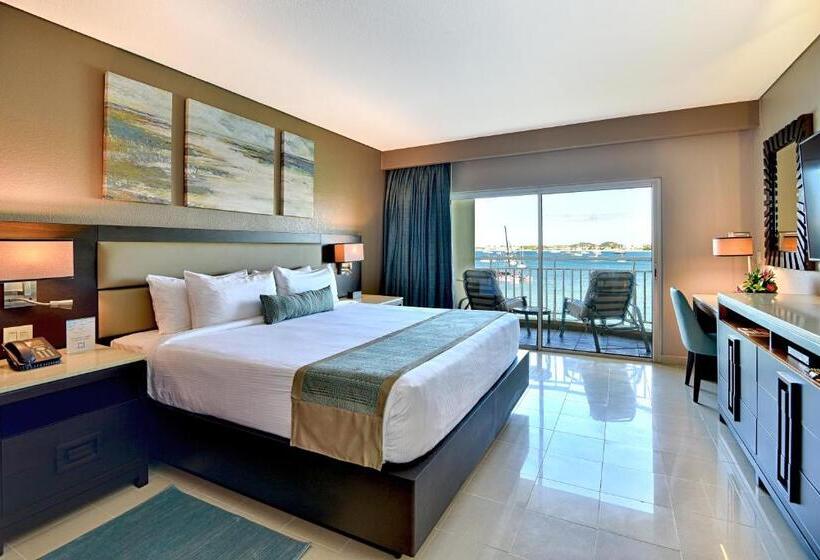 سوییت جونیور, The Villas At Simpson Bay Resort