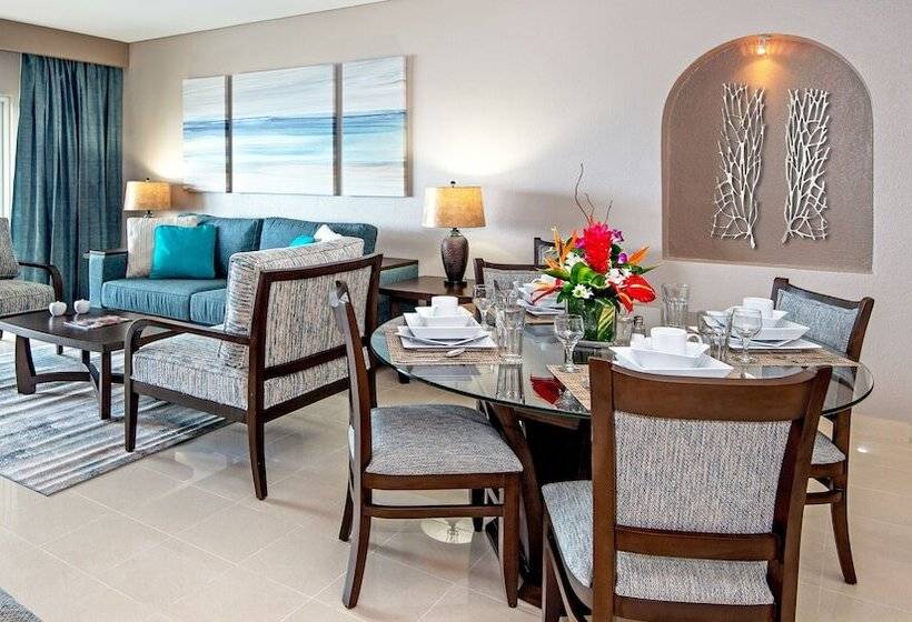 2 Bedrooms Suite Sea View, The Villas At Simpson Bay Resort