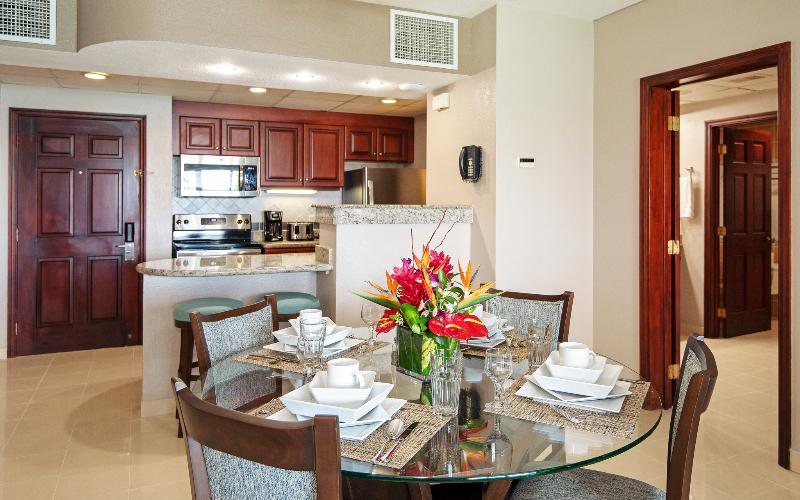 سوییت با چشم‌انداز دریا, The Villas At Simpson Bay Resort