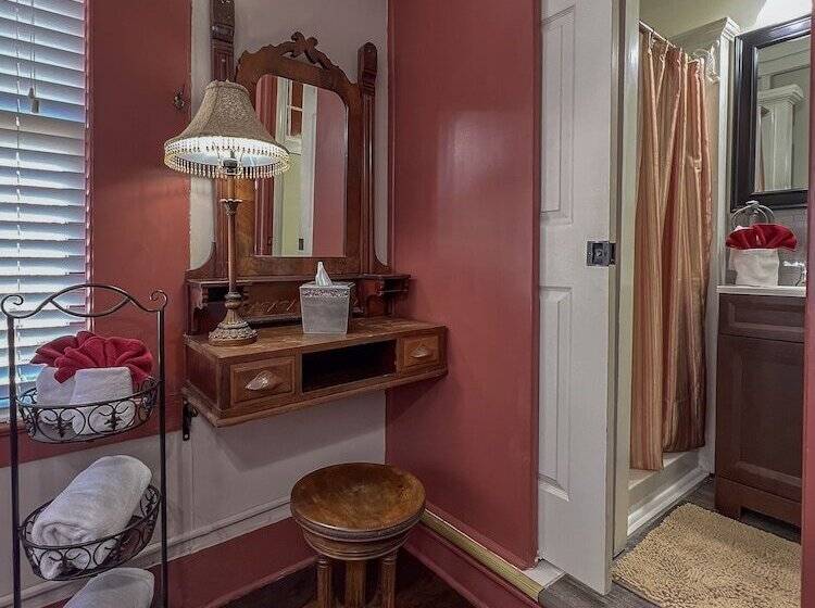 스탠다드 룸, Victorian House Bed And Breakfast