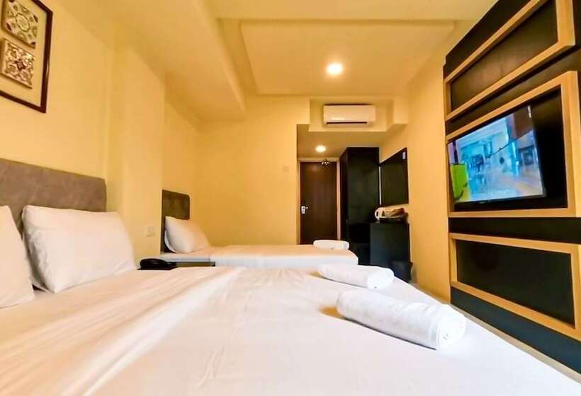 חדר דלוקס לשלושה, Bishop