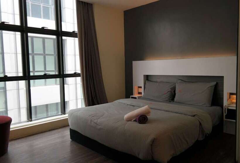 Номер Стандарт, Summer Oscar Boutique