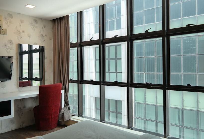 Номер Superior, Summer Oscar Boutique