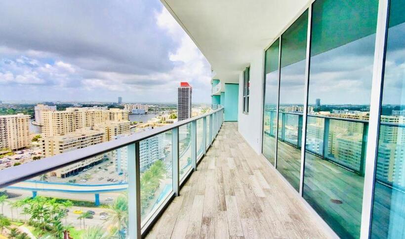 Люкс Superior Вид на Море, Dramatic Ocean View At Hyde Resort And Residences