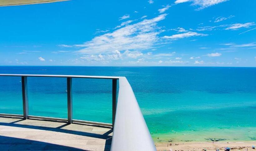 جناح سوبيريور مطل علي البحر, Dramatic Ocean View At Hyde Resort And Residences