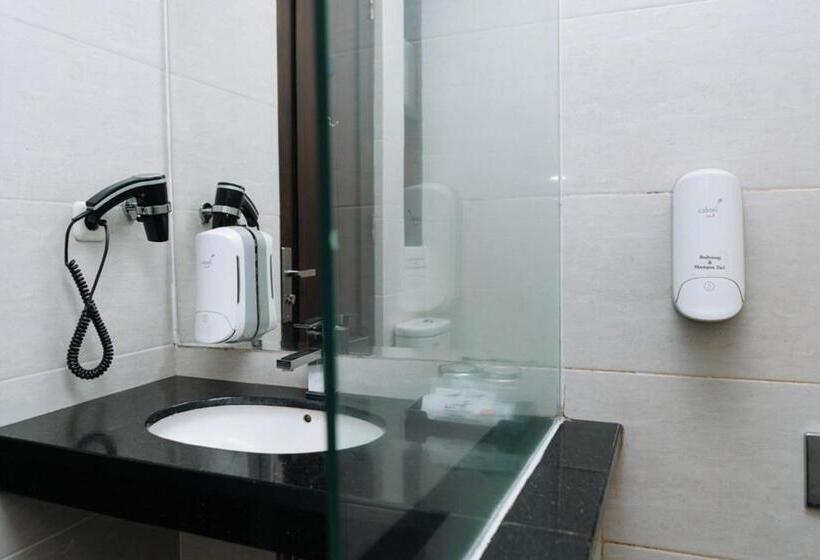 Полулюкс, Anugrah Hotel Sukabumi