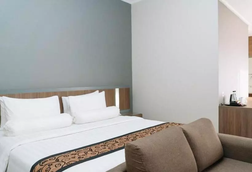 Juniorsviitti, Anugrah Hotel Sukabumi