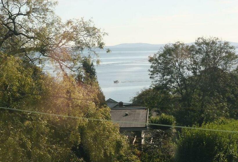Номер Стандарт, Nythfa Guest House