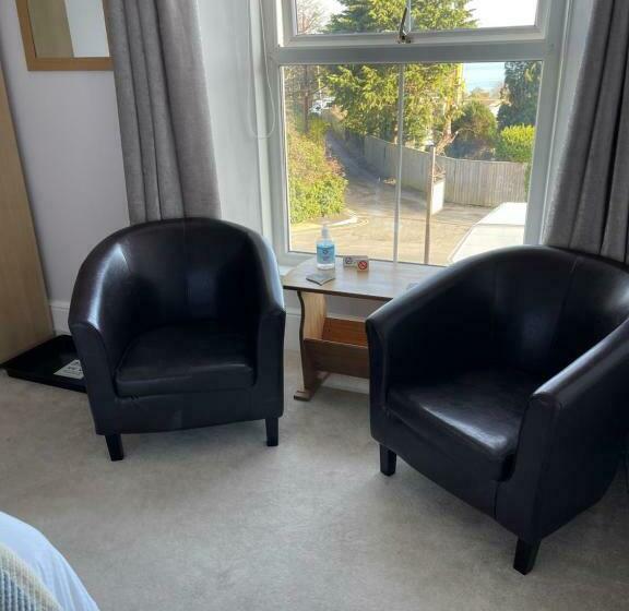 标准间, Nythfa Guest House