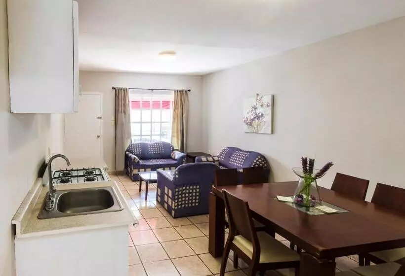 スーペリアールーム, Boca Inn Hotel & Suites