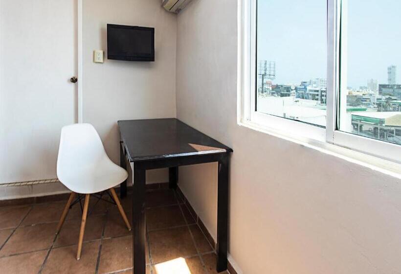 חדר אקונומי, Boca Inn Hotel & Suites