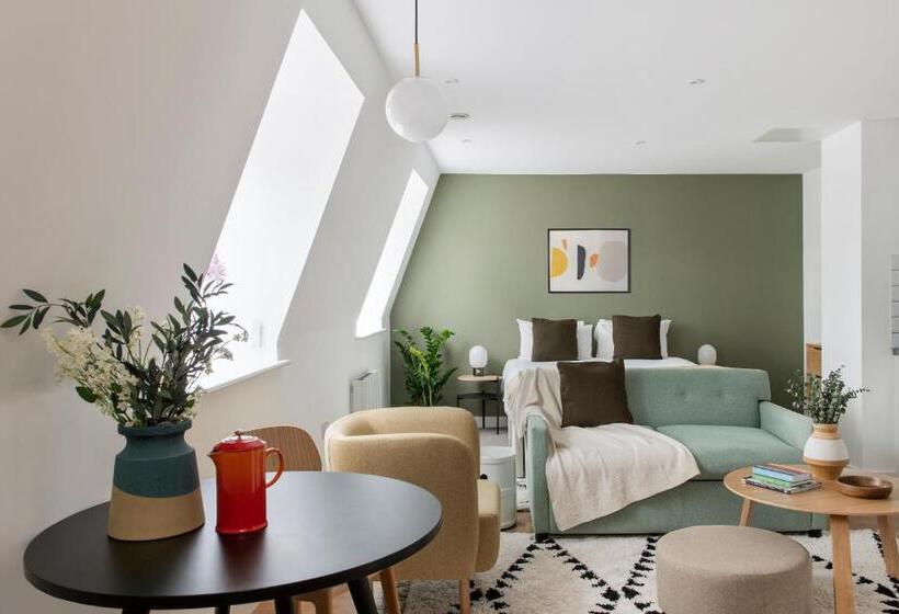 Студия Стандарт, Cove Minshull Street
